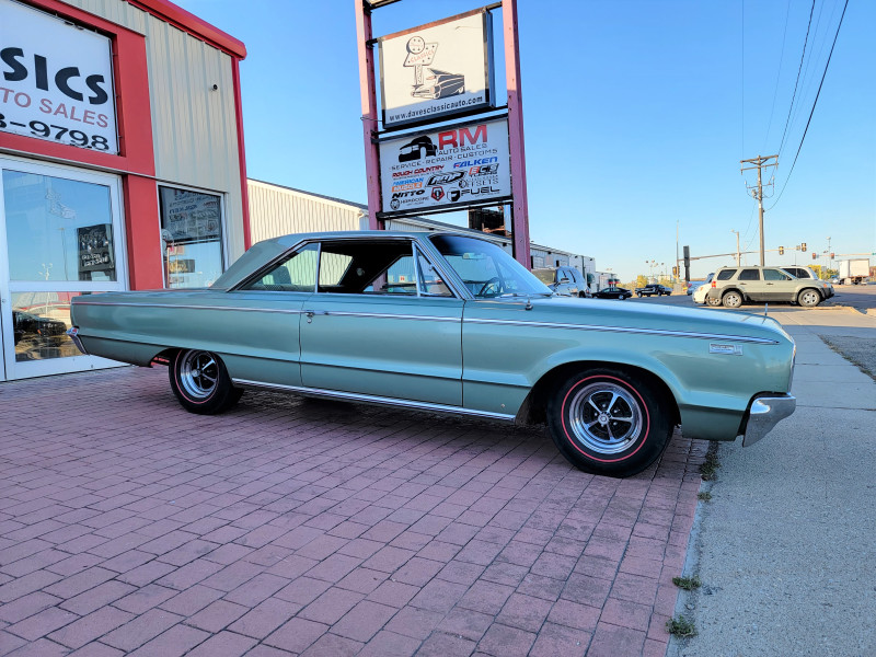 1965 Dodge Custom 880