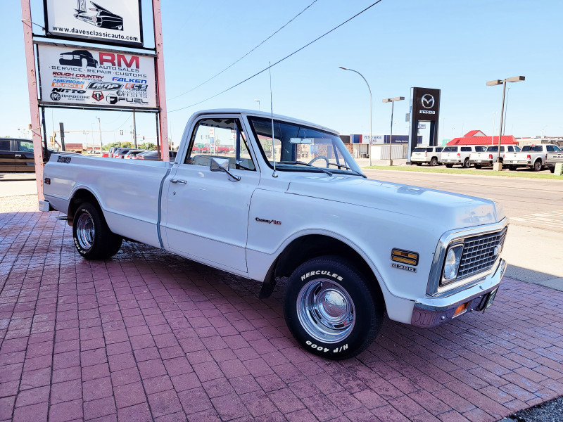 1971 Chevy Custom C-10 Pickup