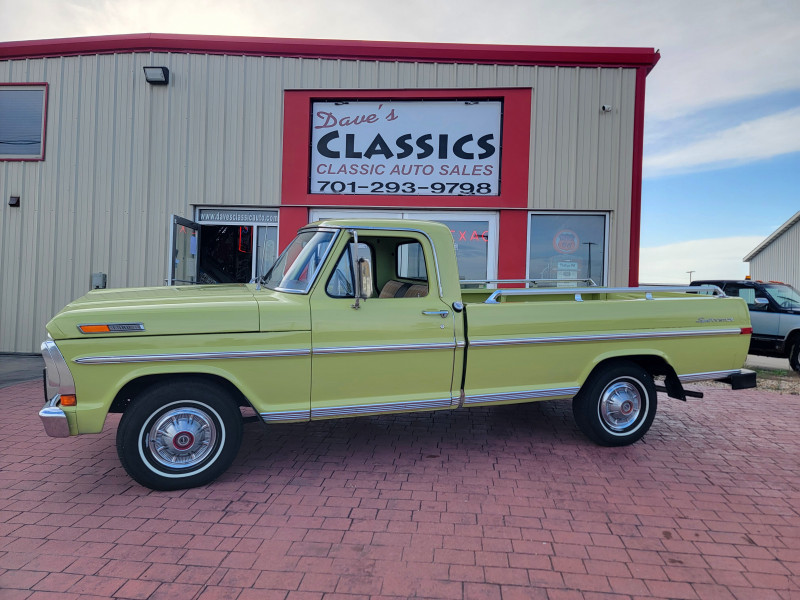 1970 Ford Sport Custom Pickup
